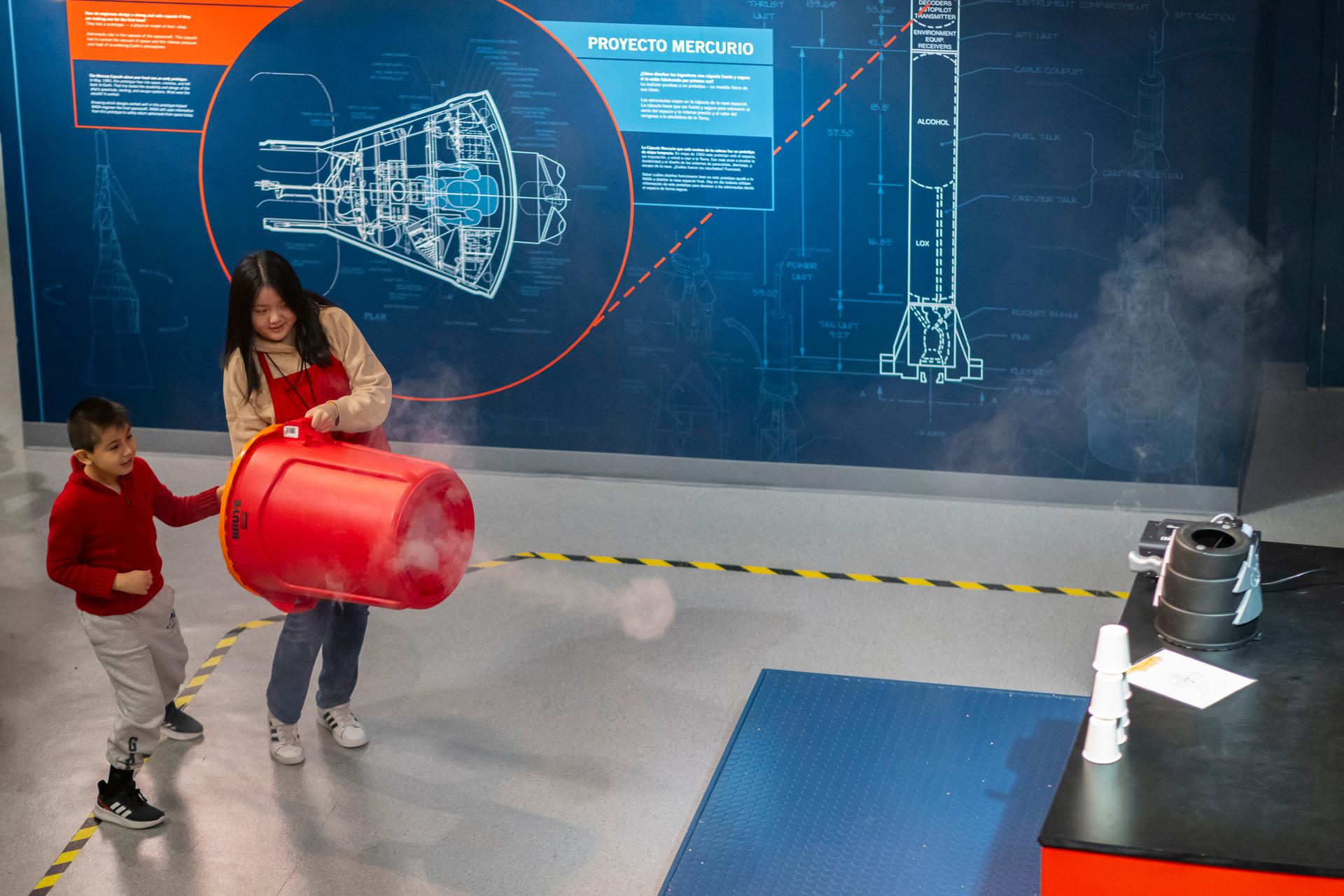 Kids playing in New York Hall of Science