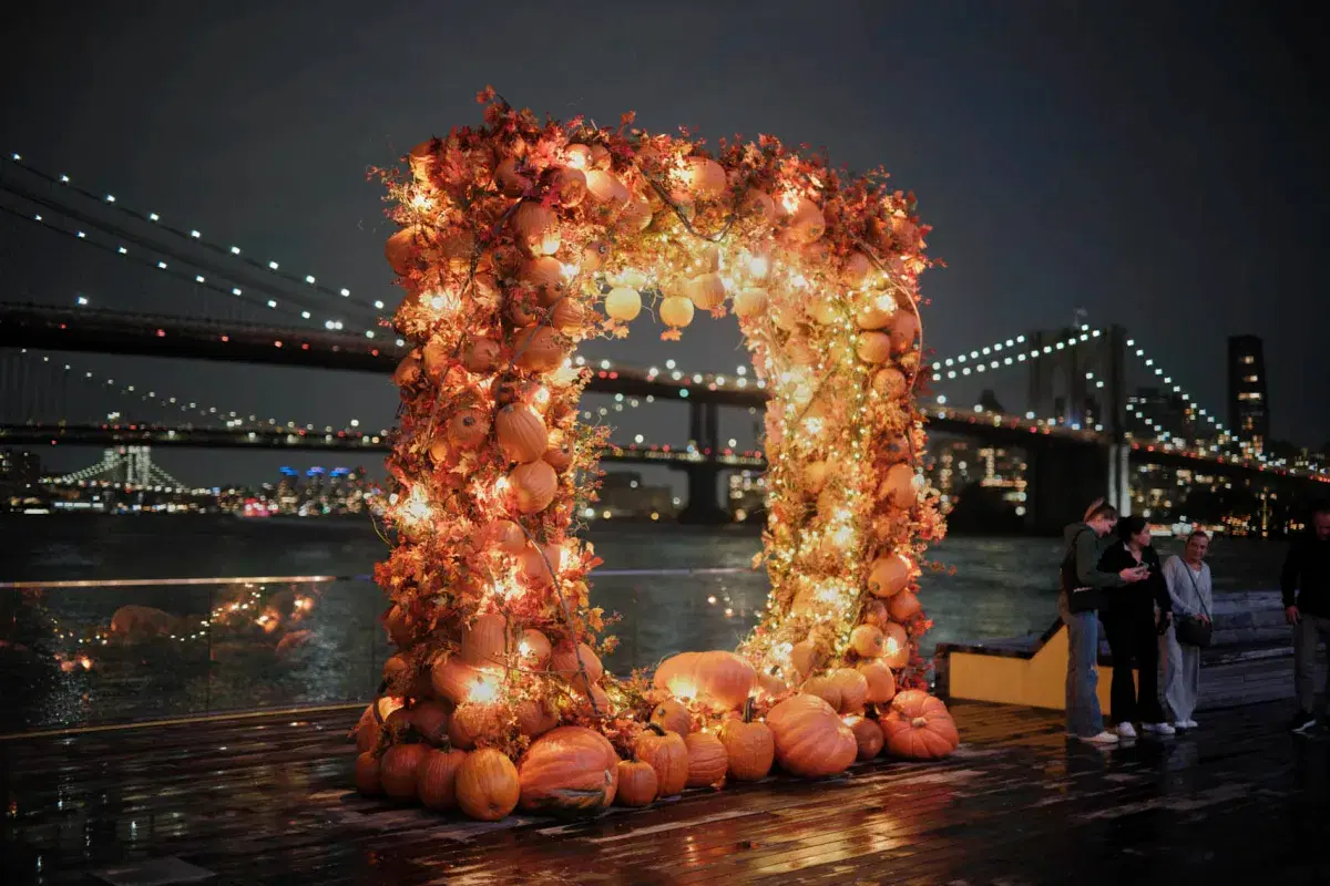 Seaport’s Pumpkin Arch